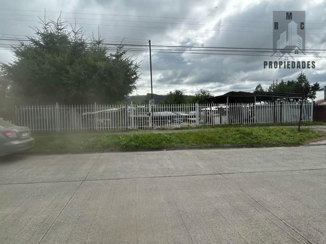 CASA EN LA COMUNA DE LOS LAGOS