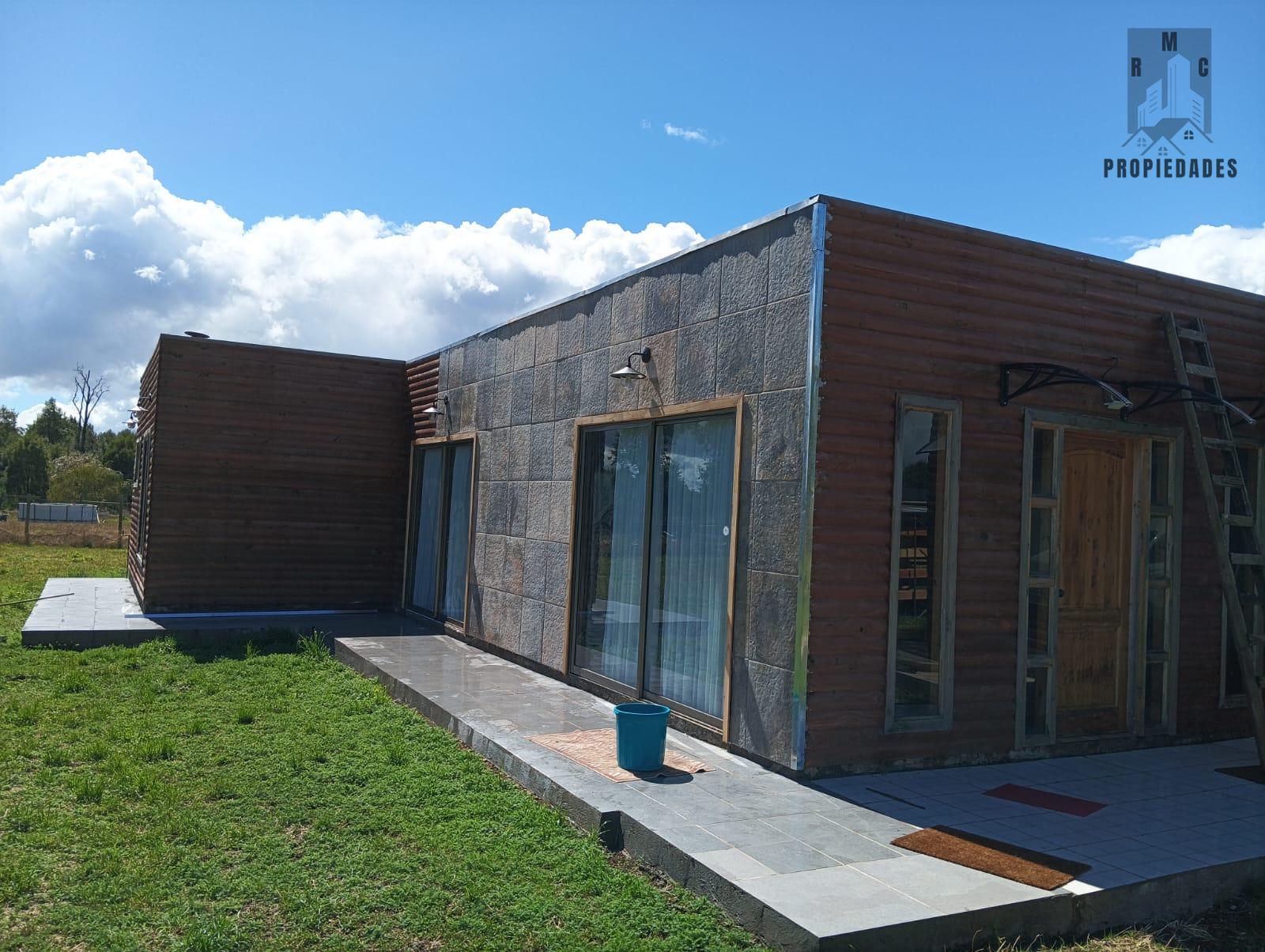 GRAN CASA EN PARCELA  COMUNA DE FUTRONO